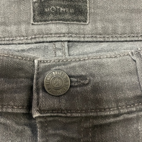 MOTHER Insider Crop Step Fray Guilty Racer Jeans - Picture 6 of 14